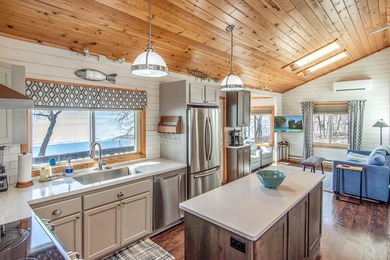 Stunning lakeside retreat on the NE Shores of Mille Lacs in - photo 4
