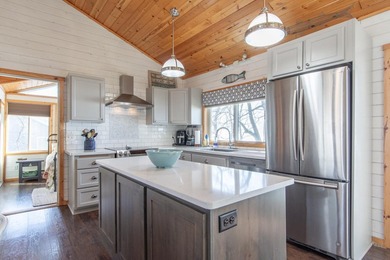 Stunning lakeside retreat on the NE Shores of Mille Lacs in - photo 7