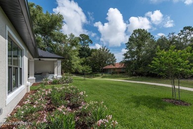 Step into this BRAND NEW 4 BED, 3.5 BATH, 3 CAR GARAGE, CONCRETE - photo 4