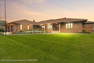 Staycation every day! Beautiful 3-bedroom, 2.5-bath waterfront - photo 4