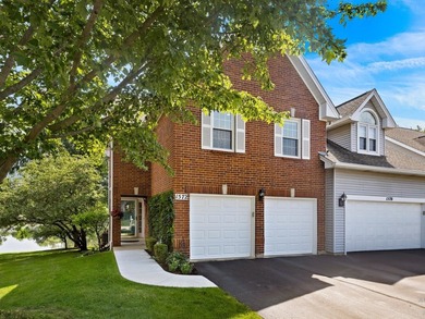 (private lake, pond, creek) Townhome/Townhouse Active Under Contract in Palatine Illinois