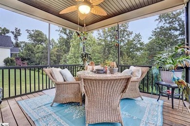 Enjoy lake living at its finest in this beautifully maintained - photo 26