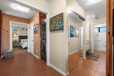 This beautifully appointed 1-bedroom, 2-bathroom condo offers - photo 29