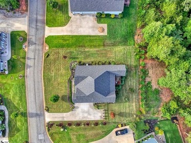 Enjoy lake living at its finest in this beautifully maintained - photo 33