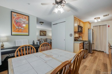 Beautifully updated Carlton model ideally positioned within the - photo 8