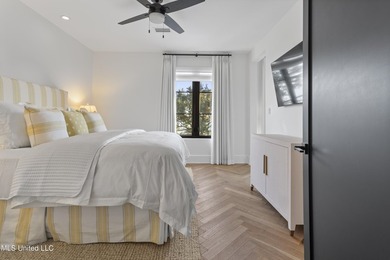 Elevate your coastal living with this breathtaking designer home - photo 44