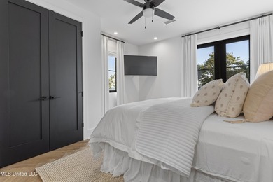 Elevate your coastal living with this breathtaking designer home - photo 54