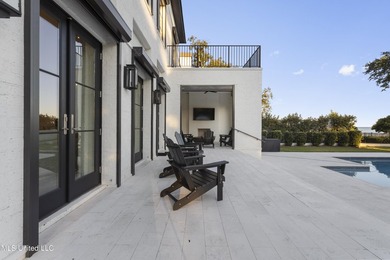 Elevate your coastal living with this breathtaking designer home - photo 60