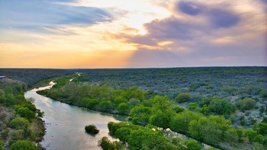 EAGLE POINT RANCH: A Texas Hill Country Legacy and rare - photo 2