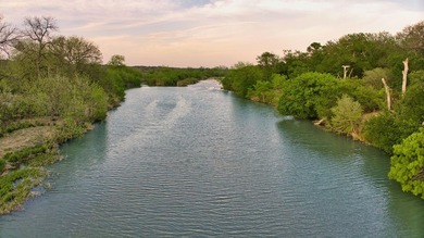 EAGLE POINT RANCH: A Texas Hill Country Legacy and rare - photo 3