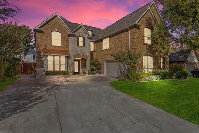 Joe Pool Lake Home For Sale in Grand Prairie Texas