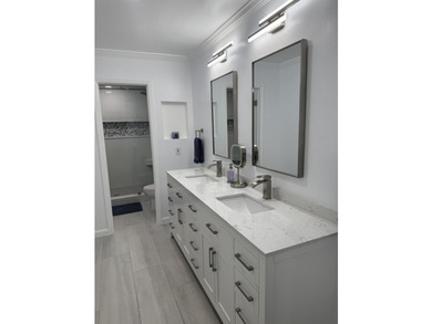 Tranquil 3-bedroom, 2.5-bath townhouse in the quiet Brook Haven - photo 12
