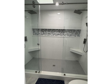 Tranquil 3-bedroom, 2.5-bath townhouse in the quiet Brook Haven - photo 13
