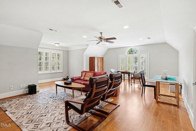 Beautiful newly renovated home located in the prestigious gated - photo 19