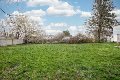 A well-proportioned home offering a flexible layout and room to - photo 22
