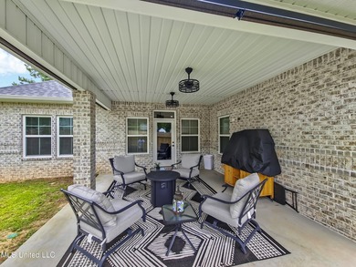 Experience refined living in the heart of Florence Gardens, a - photo 30