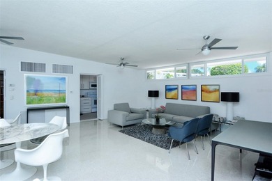 BACK on the market after beautiful renovations!!  Unit is - photo 33