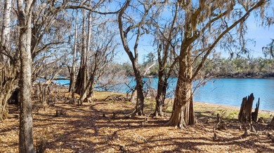 Suwannee River Lot For Sale in Old Town Florida