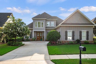 PRICE IMPROVEMENT! Check out the new photos! Beautiful custom - photo 1