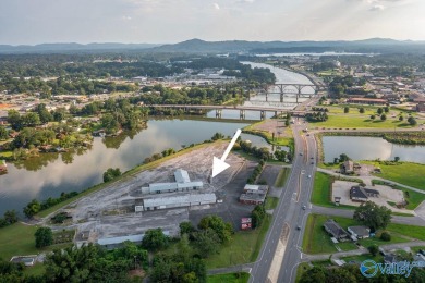 Lake Commercial For Sale in Gadsden, Alabama