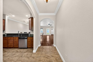 Seller offering $10,000 credit toward rate buy down or closing - photo 5