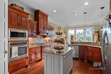 PRICE IMPROVEMENT! Check out the new photos! Beautiful custom - photo 7