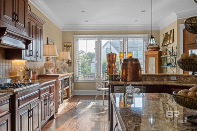 PRICE IMPROVEMENT! Check out the new photos! Beautiful custom - photo 8