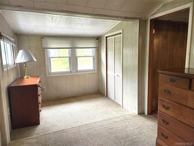 Location, Location! Affordable, year round 2 bedroom, 1 bathroom - photo 12