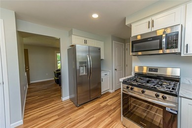 Welcome to 109 Seafarers Ln! OPEN HOUSE Sunday June 14th from - photo 13
