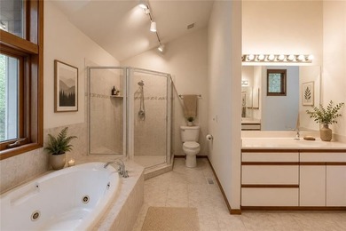 Gorgeous custom-built Lindal Cedar home offering 3 bedrooms and - photo 20