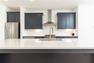 Luxury living reaches new heights at Plateau West. This - photo 7