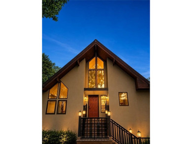 Gorgeous custom-built Lindal Cedar home offering 3 bedrooms and - photo 29