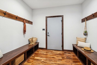 Welcome to luxury living at its finest in this exquisite - photo 33