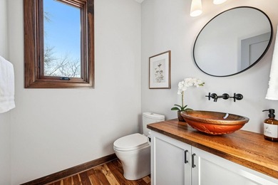Welcome to luxury living at its finest in this exquisite - photo 35