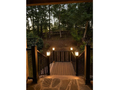 Gorgeous custom-built Lindal Cedar home offering 3 bedrooms and - photo 37