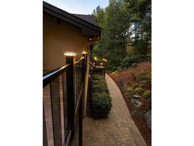Gorgeous custom-built Lindal Cedar home offering 3 bedrooms and - photo 38