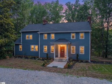 A rare offering in Spartanburg, this beautifully reimagined - photo 1