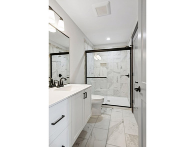 Welcome to luxury living at its finest in this exquisite - photo 42