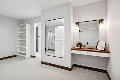 Welcome to luxury living at its finest in this exquisite - photo 50