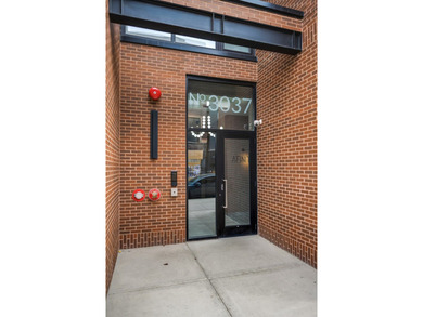 Additional listing photo 1