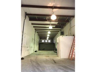 Solid Brick warehouse in prime Sunset Park, M1-2 Zoning. Lot - photo 4