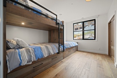 *** Horizon 105 *** The only corner unit in this real estate - photo 14