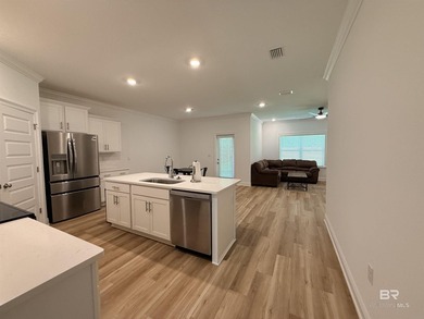 MOVE IN READY HOME IN FAIRHOPE SCHOOL DISTRICT! LOCATED IN USDA - photo 2