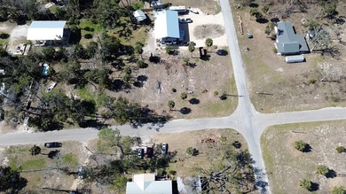 Location is everything, and this lot puts you right in the - photo 2