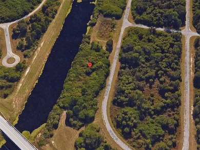 Great CANAL FRONT property in the heart of North Port's - photo 2
