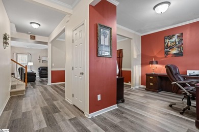 Call the official listing agent, Lisa Alexander, to arrange a - photo 4