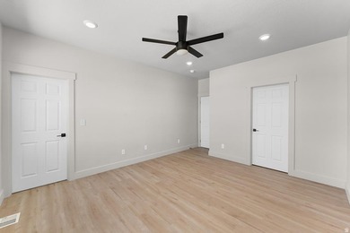 BEST VALUE IN SOUTH UTAH COUNTY for MOVE-IN READY home! This - photo 14