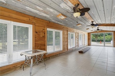 Luxury Estate on 5 Beautiful Acres with Saltwater Pool Welcome - photo 28