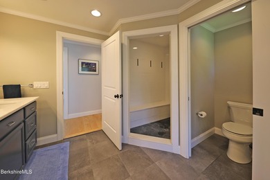 PERFECT IN LENOX!! This impeccably renovated Mid-Century Modern - photo 36