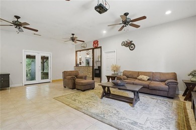 Luxury Estate on 5 Beautiful Acres with Saltwater Pool Welcome - photo 50